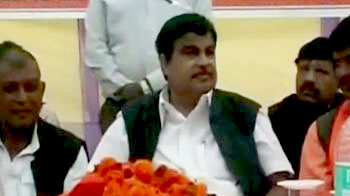 Another mishap: Gadkari's chopper rips apart tent at rally in Bhadohi