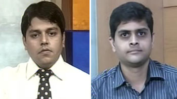 Bullish on Hindalco, RCom; Bearish on L&T: Karvy Stock