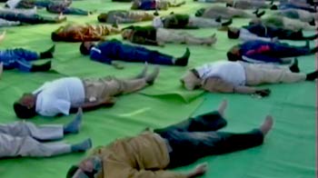 पुलिस के लिए योगा कैंप