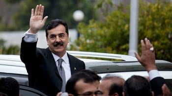 Video : Pakistan PM Gilani indicted for contempt of court