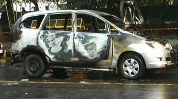 पीएम निवास के समीप कार में विस्फोट