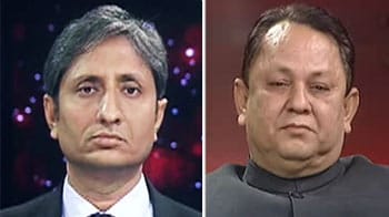 खुर्शीद आयोग को चुनौती दे रहे हैं?