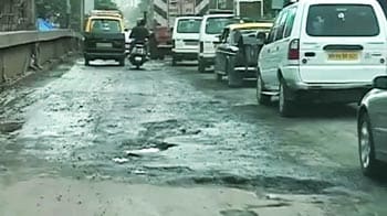 Video : Mumbai's potholes: A poll clincher?