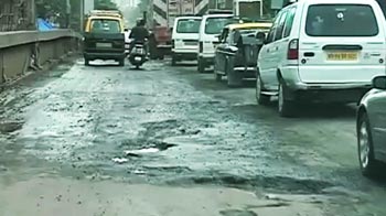 Mumbai's potholes: A poll clincher?