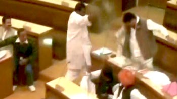 जयपुर : बीजेपी-कांग्रेस के पार्षद भिड़े