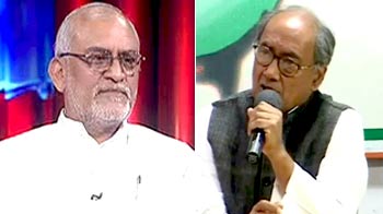 दिग्विजय की बात को चुटकुला समझें : चतुर्वेदी