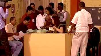 महाराष्ट्र चुनाव मतगणना  : एनसीपी को बढ़त