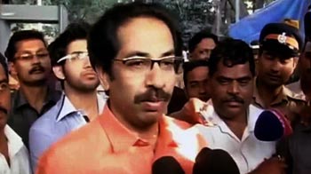 बीएमसी में शिवसेना का फहरा परचम