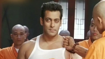 Salman to play a baddie in <i>Dhoom 4</i>?