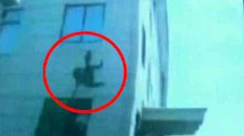Video : Bangalore woman dies in mock drill without safety net