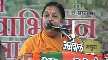 With oil in her hair, Mayawati used to ask for votes on a cycle: Uma Bharati