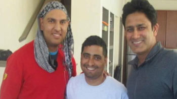 Kumble gives Yuvraj a 'jumbo' surprise