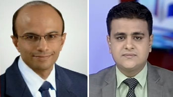 Euro rallies ahead of ECB action; Resistance around $1.35/50 levels: Credit Agricole