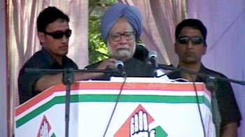 गोवा : मनमोहन की पहली चुनावी रैली में माइक खराब