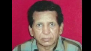 Senior citizen pushed by Delhi cops, dies