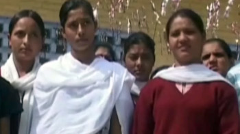 मुर्गा बनाकर डंडे बरसाने वाला प्रिंसिपल निलंबित