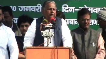 एग्जिट पोल में सपा आगे