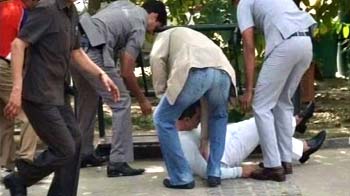 Robert Vadra faints at Gurgaon golf course