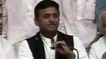 हमारे खिलाफ साजिश हो रही है : अखिलेश