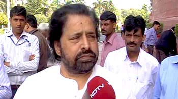 रेल किरायों में बढ़ोतरी से तृणमूल नाराज