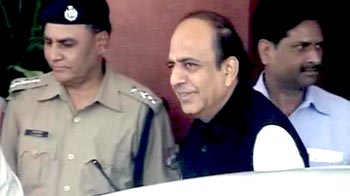 त्रिवेदी का इस्तीफा मंजूर, रॉय होंगे नए रेल मंत्री