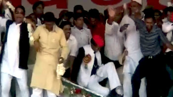 यूपी : अपनी है सरकार अब डर काहे का...