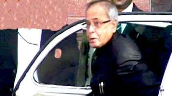 प्रणब ने दिया गोलमोल जवाब