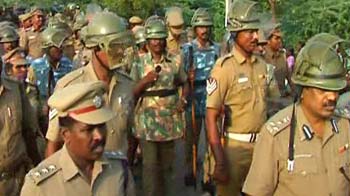 Kudankulam nuclear plant: Over hundred arrested in police crackdown