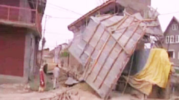 Windstorm causes widespread damage across Kashmir Valley