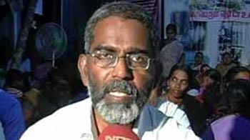 Kudankulam protests: Am I a terrorist, asks anti-nuclear activist Udhayakumar Kudankulam protests: Am I a terrorist, asks anti-nuclear activist Udhayakumar