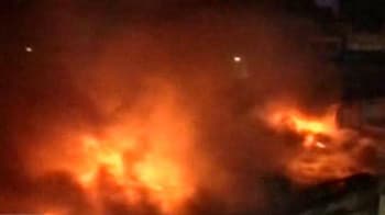 Video : Massive fire at Kolkata's Hatibagan market destroys several shops