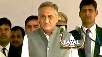 सोनिया से मिले सीएम विजय बहुगुणा