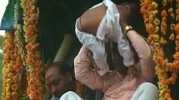 Young children thrown from top of temple in Karnataka ritual