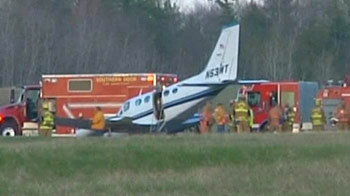 80-year-old woman lands plane after pilot collapses