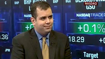 Jobless claims fall to four-year low in US