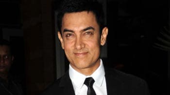 Videos : 44 के आमिर खान को फिर हुआ प्यार...