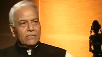 Pranab jumped the gun on GAAR: Yashwant Sinha