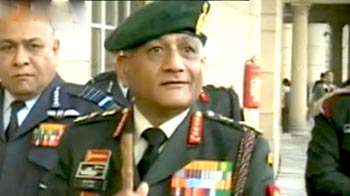 Videos : सेनाप्रमुख ने सीबीआई को भेजी शिकायत