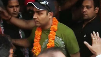 एमसीडी चुनाव : प्रचार में कूदे सहवाग