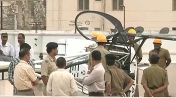 Video : Chopper makes emergency landing on top of apartment in Bangalore