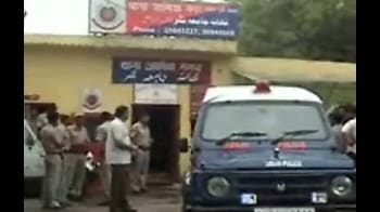 Videos : घर में कैद कर नाबालिग लड़की से बलात्कार