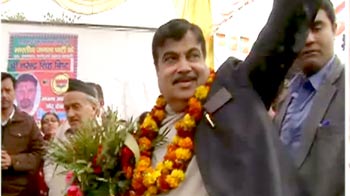 गडकरी के भविष्य पर उठे सवाल? गडकरी के भविष्य पर उठे सवाल?