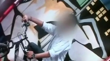 Video : Mumbai: Class 11 student beaten to death