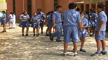 Delhi Government issues showcause notice to over 700 private schools Delhi Government issues showcause notice to over 700 private schools