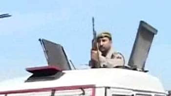 Video : Shootout in downtown Srinagar, one policeman dead