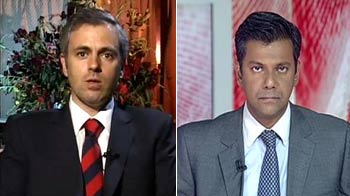 Govt's peace initiative: CRPF bunker removed from Lal Chowk Govt's peace initiative: CRPF bunker removed from Lal Chowk