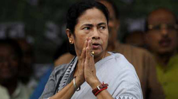 ममता की सलाह, न्यूज चैनल्स मत देखो