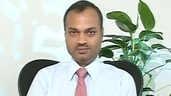 Video : 5% rupee depreciation helps sensex earnings by 3%: BofA Merrill Lynch