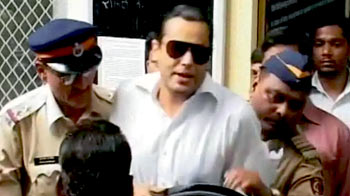 Video : शेयर ब्रोकर गौतम वोहरा गिरफ्तार