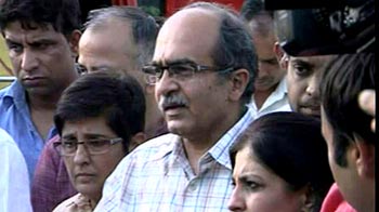 Team Anna to contest elections?